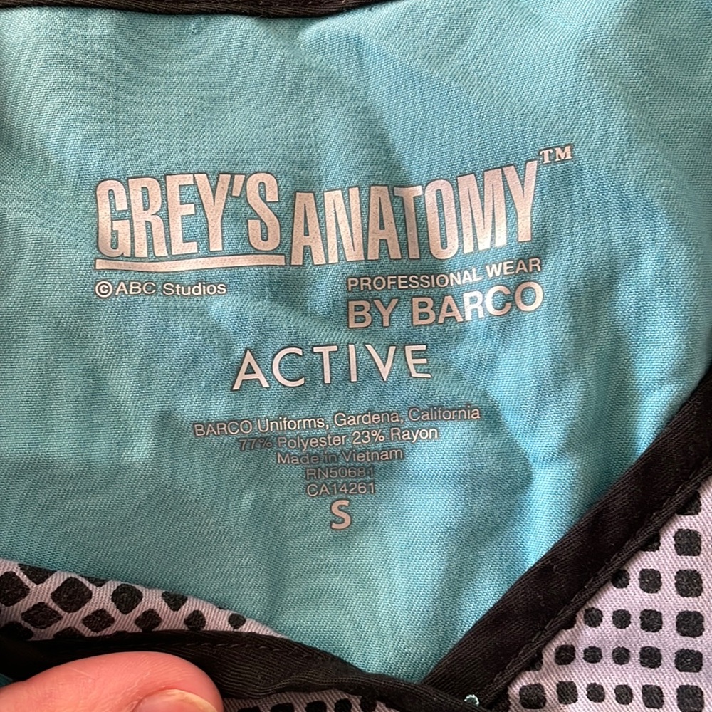 Grey’s Anatomy Scrub top !